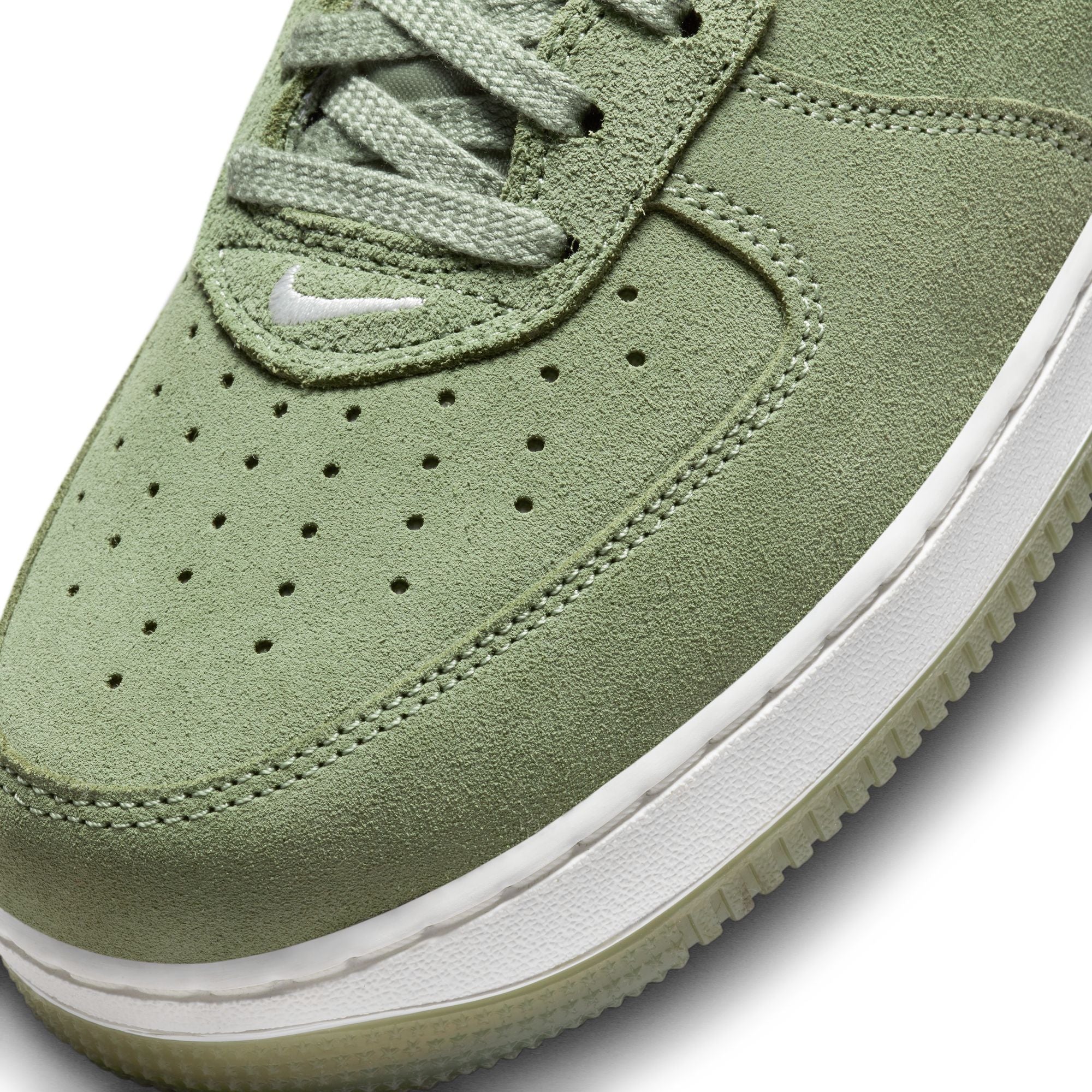 Nike Air Force 1 Low Retro Men's Shoes