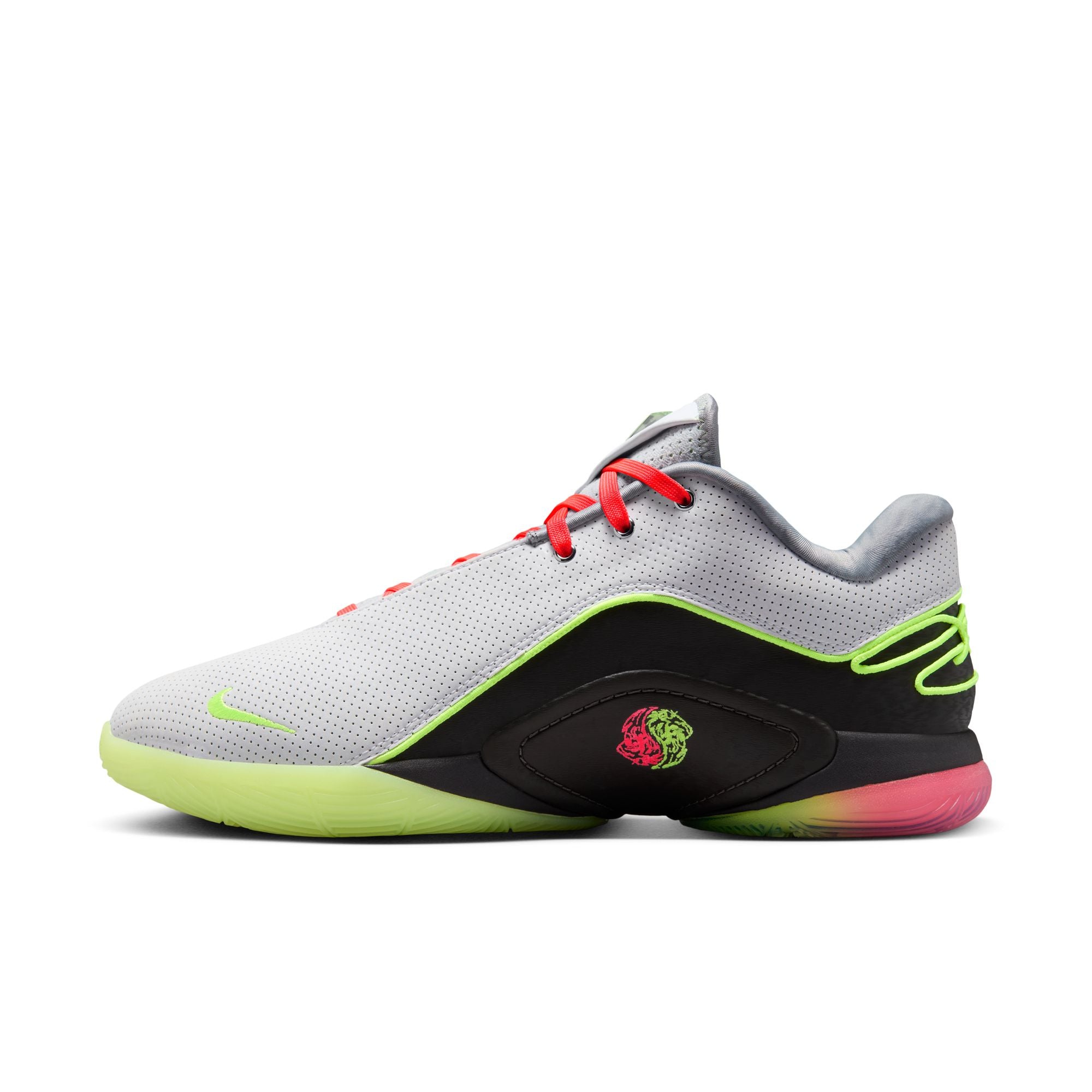 LeBron XXII