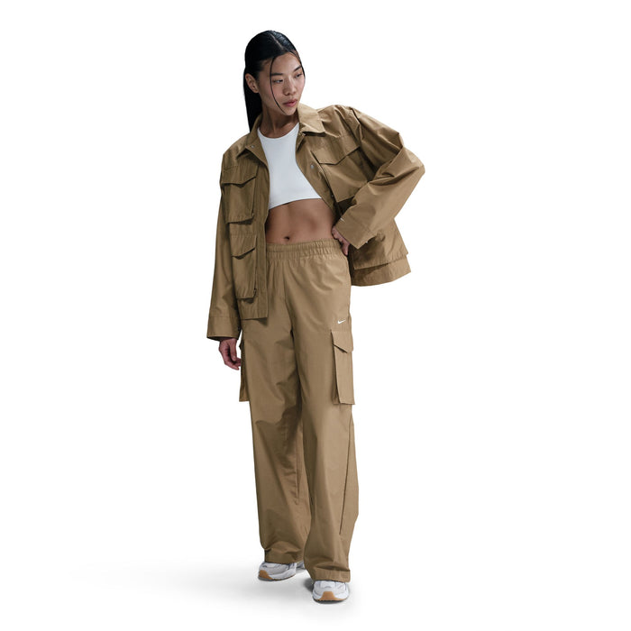 Pantalones cargo de tiro medio para mujer Nike Sportswear Everything Wovens