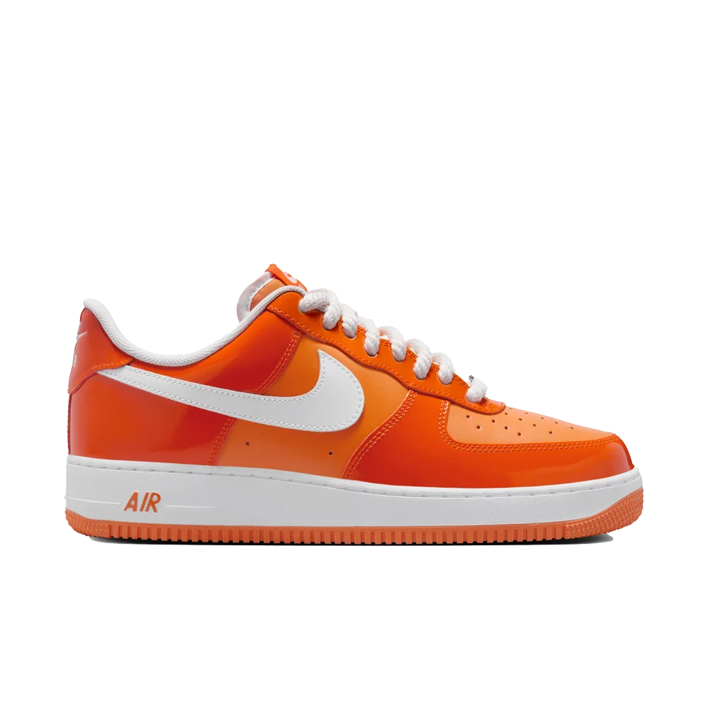 Nike Men's Air Force 1 '07 LV8 Orange color
