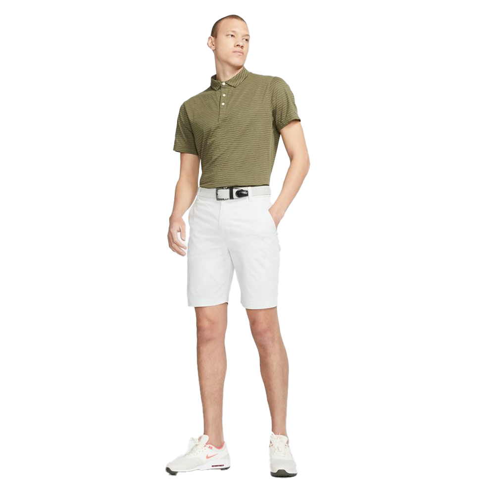Pantalones cortos chinos de golf Nike Dri-Fit UV de 26 cm para hombre
