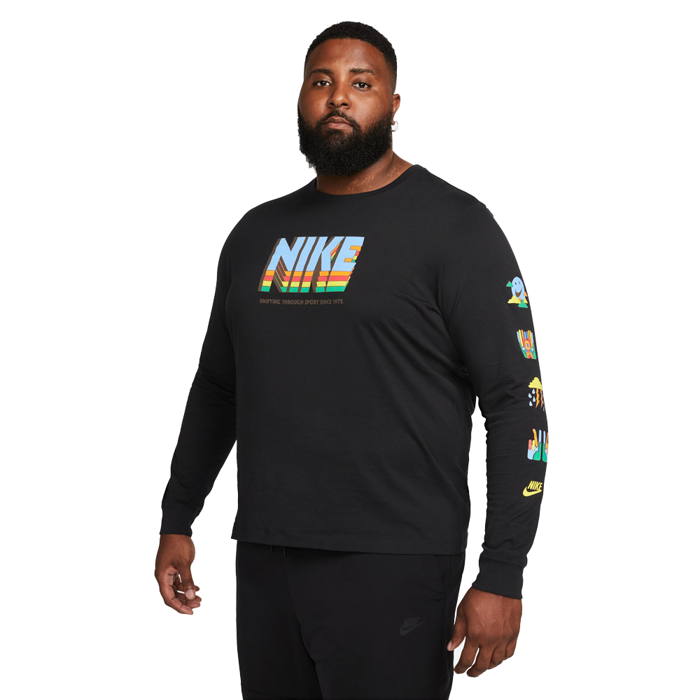 Nike Sportswear Men's Long-Sleeve T-Shirt