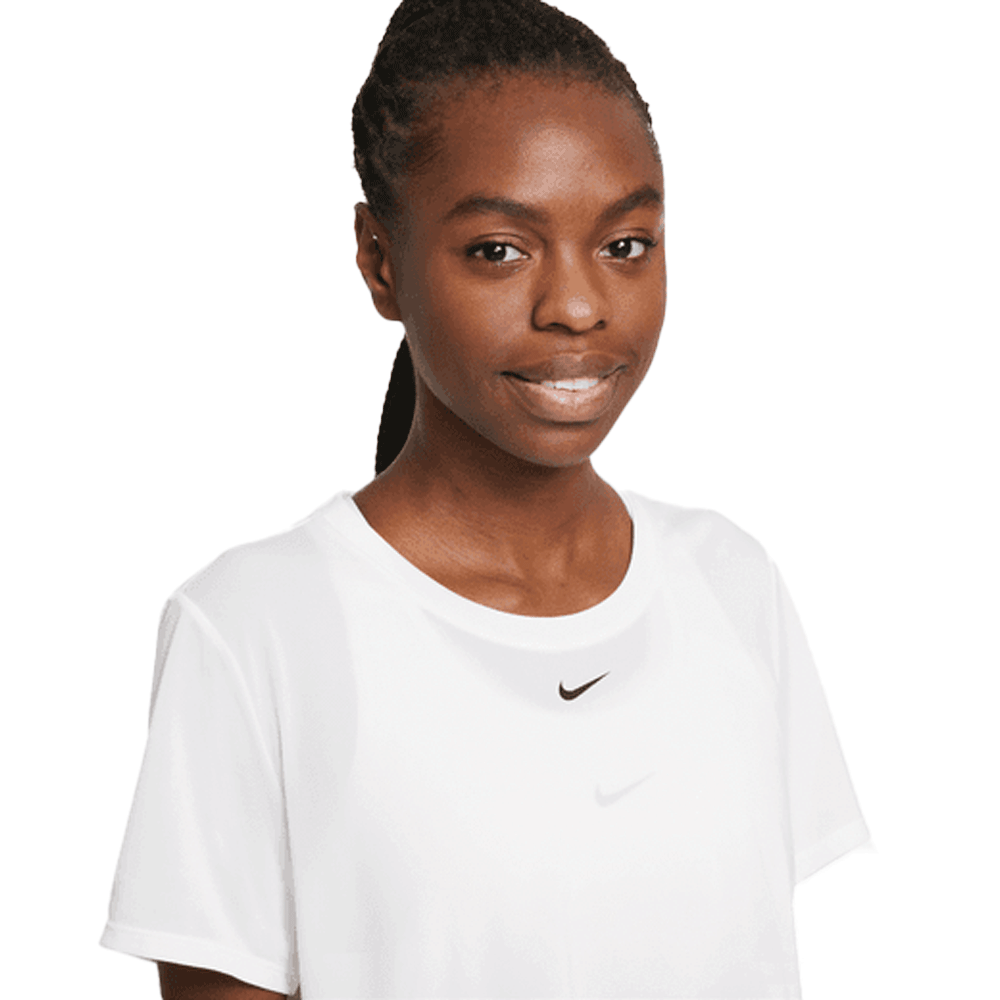 Nike Women's Standard Fit Short-Sleeve Cropped Top