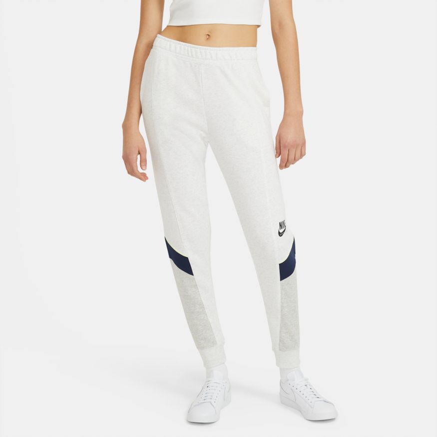 Pantalones deportivos Nike Sportswear Heritage para mujer