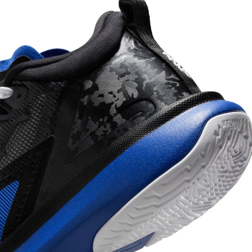 Zion 1 Basketball Shoes