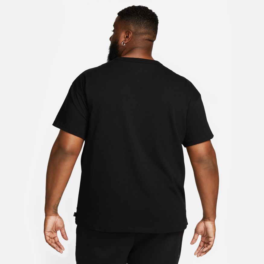 Nike Sportswear Premium Essentials