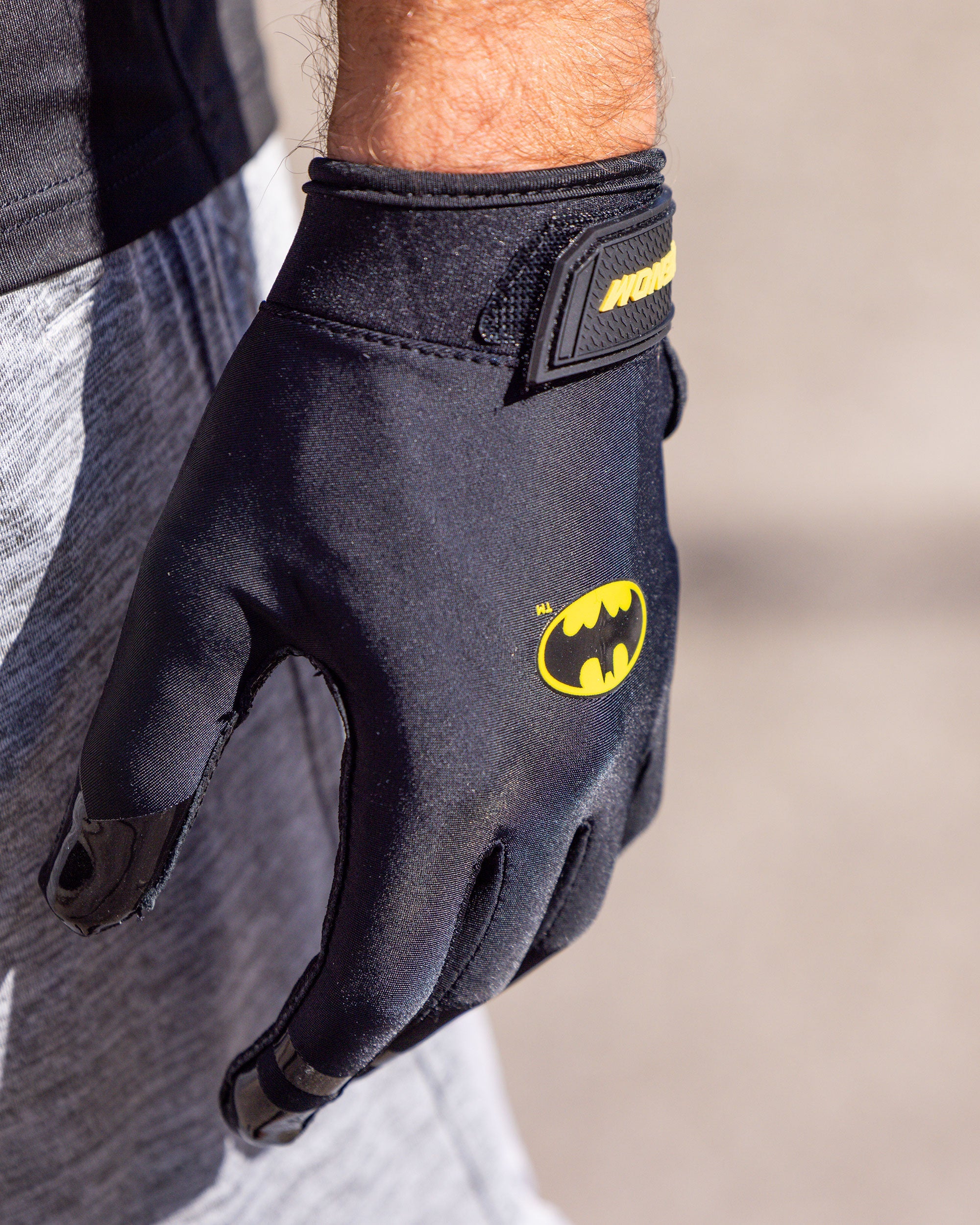 batman joker handschuhe The Batman Batting Gloves