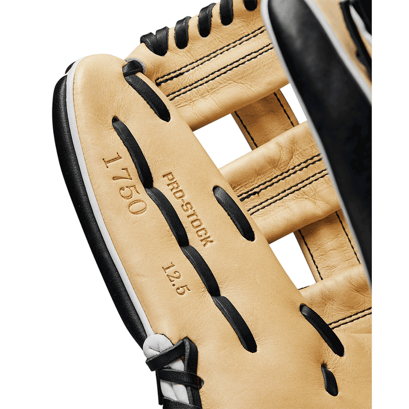 2024 Wilson A2000 1750 12.5