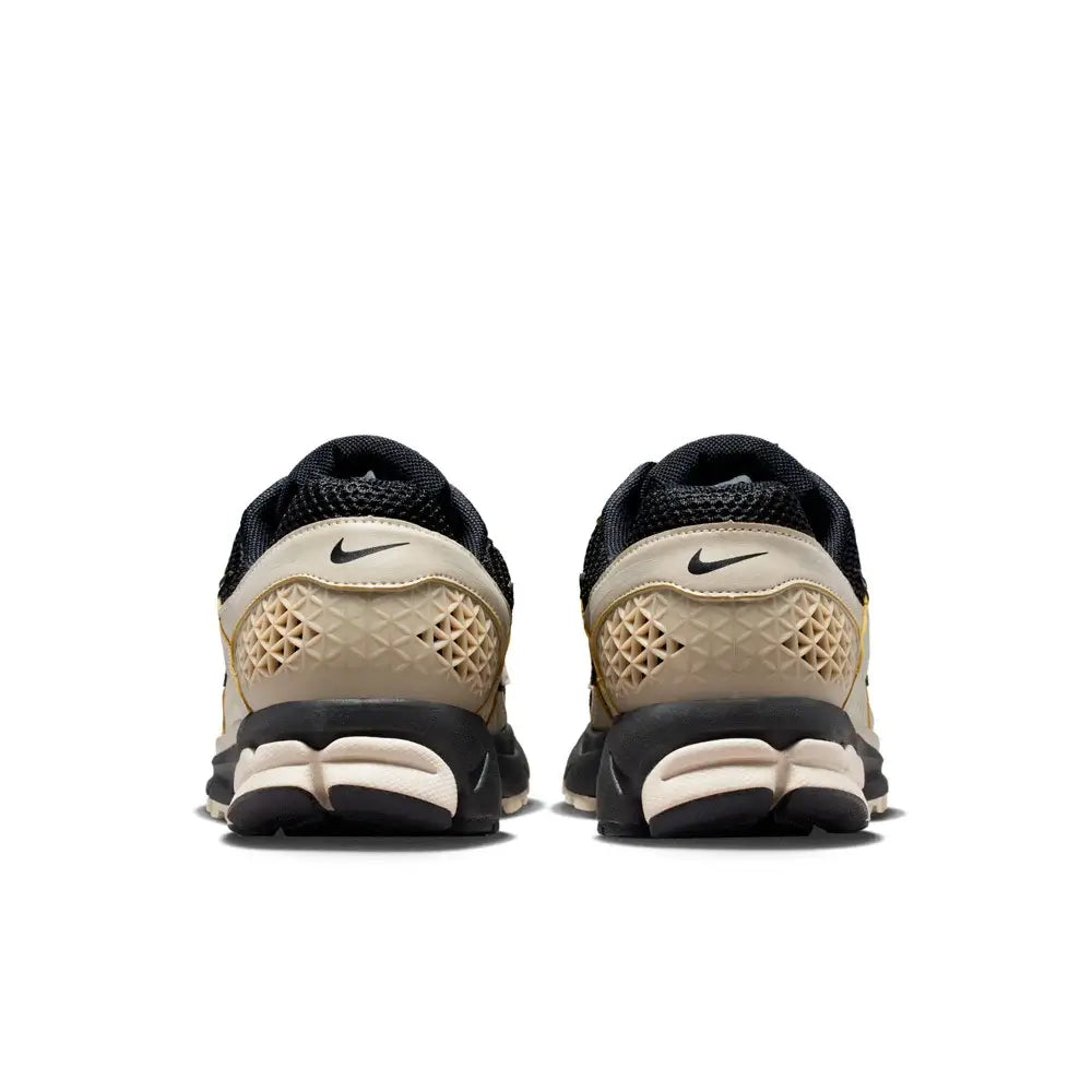Nike Zoom Vomero 5 – Midway Sports Nike Zoom Vomero 5 – Midway Sports