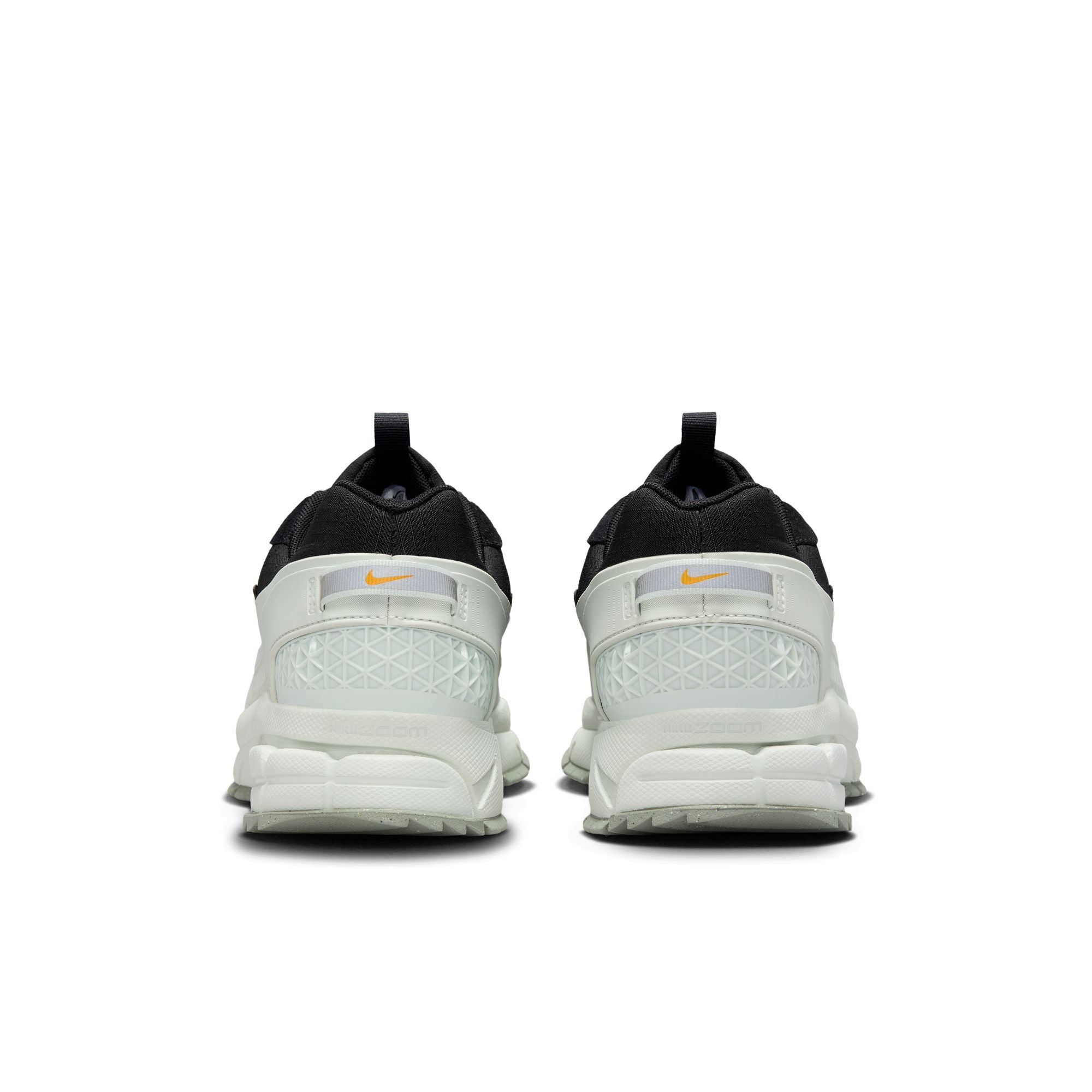 スニーカー Nike Zoom Vomero Rome Men's Winterized Shoes Amazon.com | Nike Zoom Vomero Roam Men's Winterized Shoes