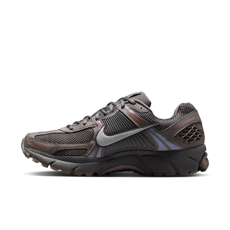 Nike Zoom Vomero 5 Men's Shoes