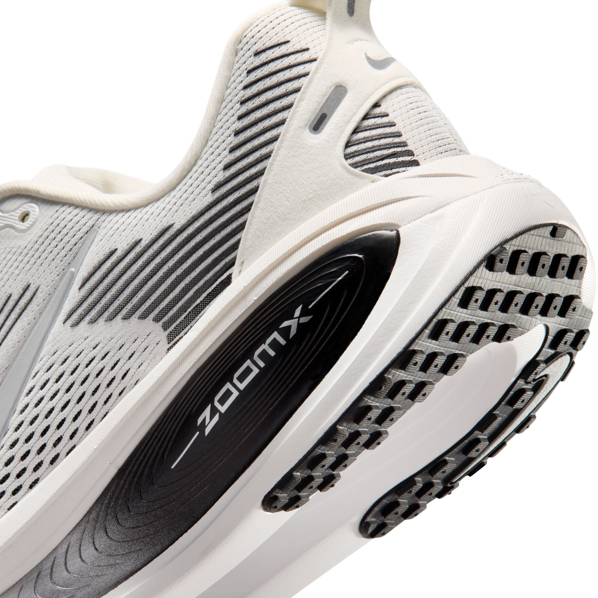 Nike Vomero 18 Men's Road Running Shoe