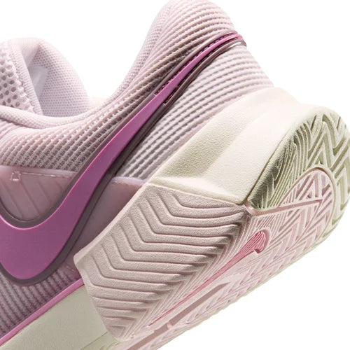 Nike Zoom GP Challenge 1.5 PRM Women's Hard Court Tennis Shoes