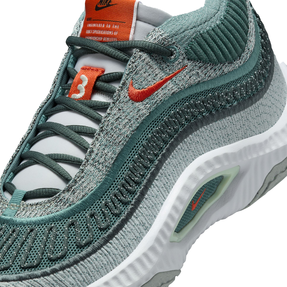 Cosmic Unity 3 NRG Basketball Shoes