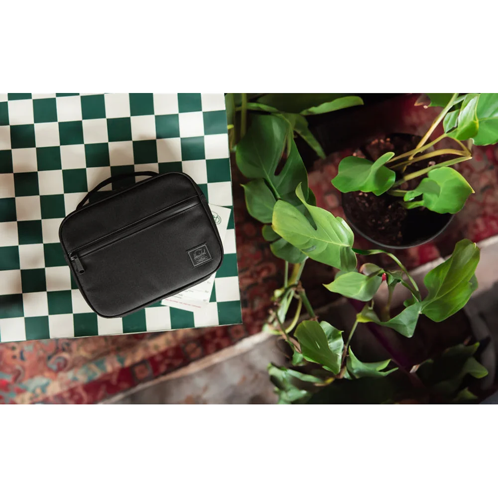 Herschel Pop Quiz Lunch Box
