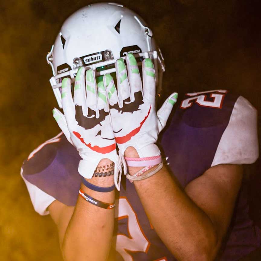 Football gloves with face online