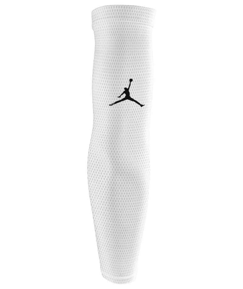 Jordan Men DF Fly Grip Sleeve White color.