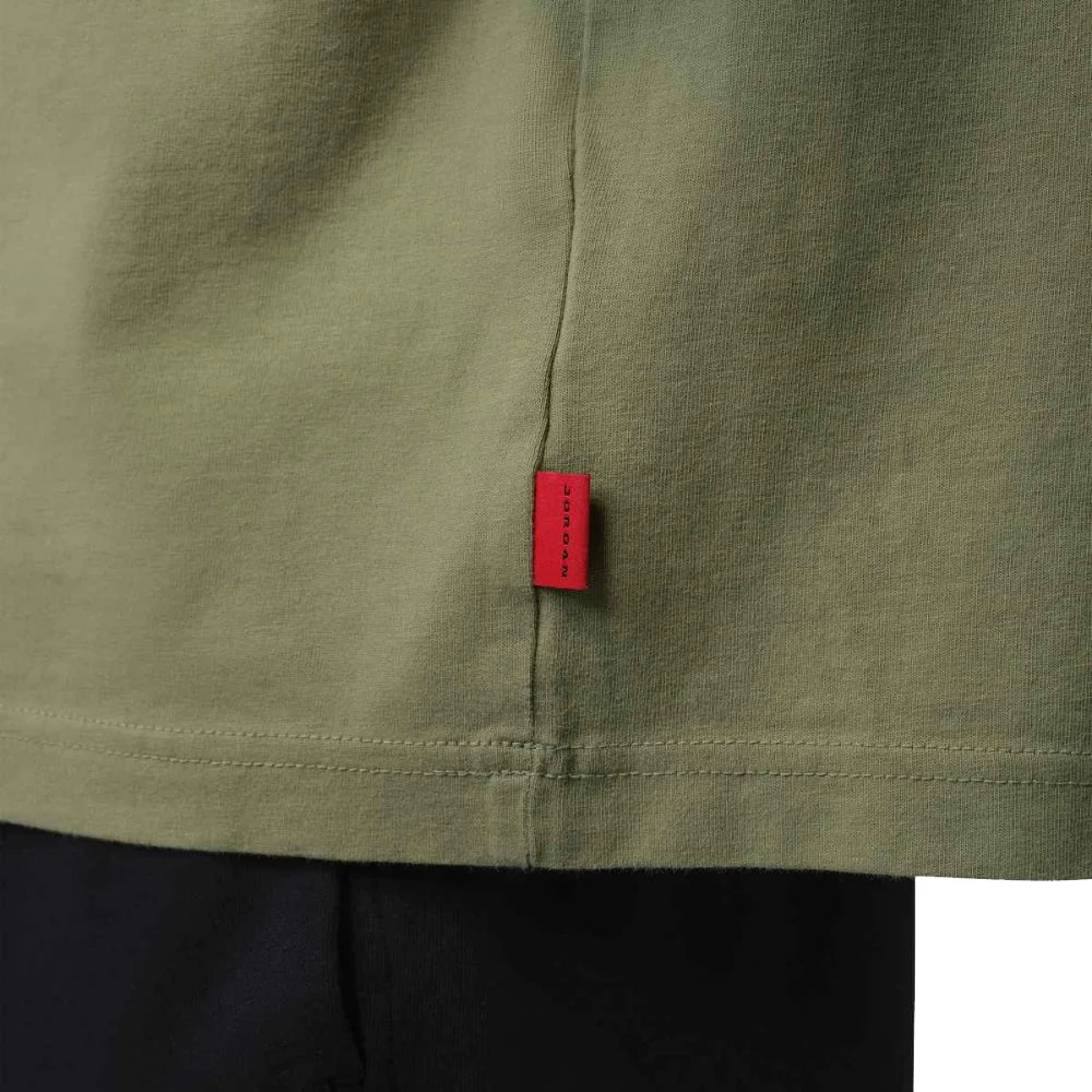 Jordan Men's Flight Essentials Oversized Patch T-Shirt