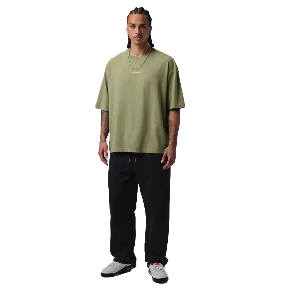 Jordan Men's Flight Essentials Oversized Patch T-Shirt Green Color