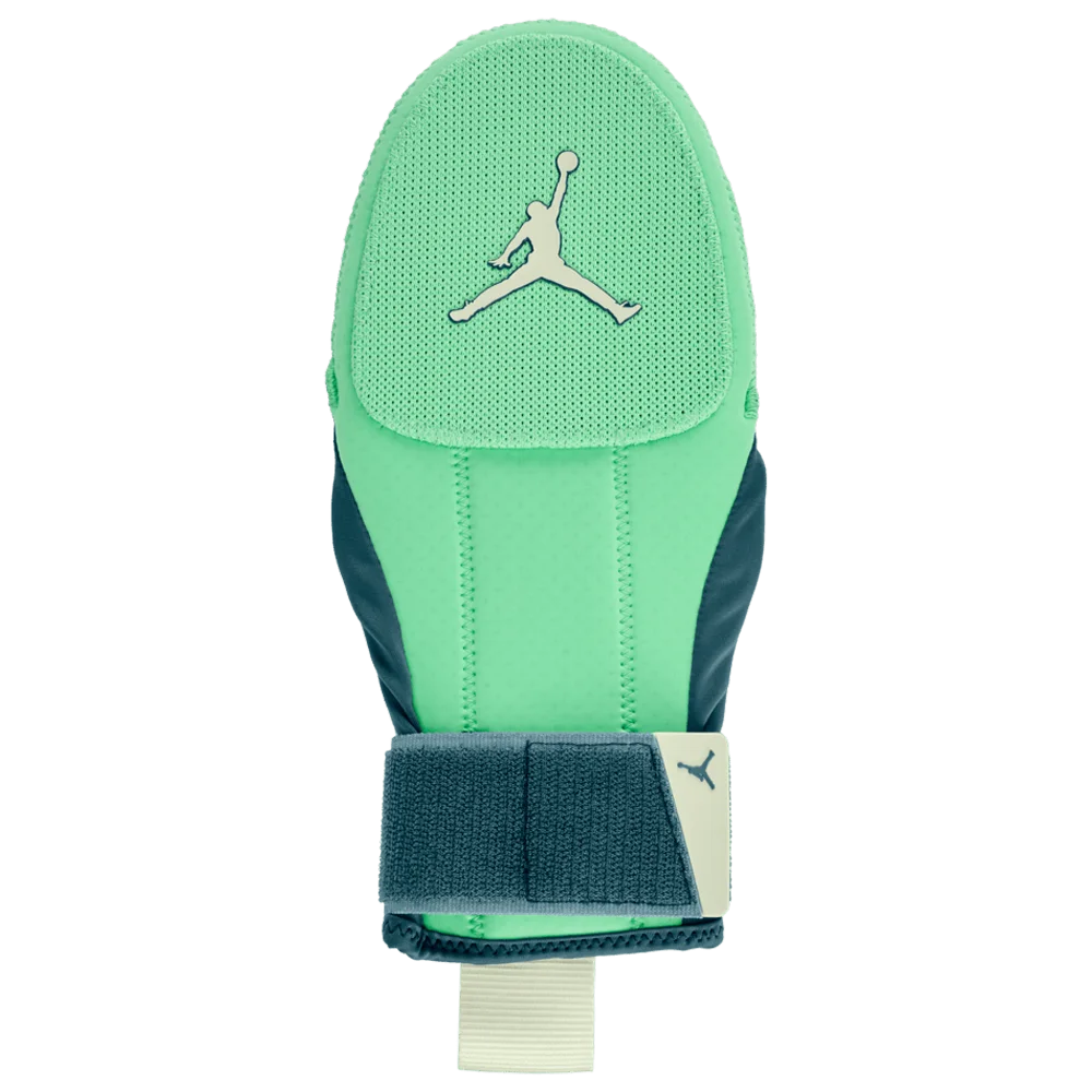 Jordan Men's Fly Sliding Mitt Green Color
