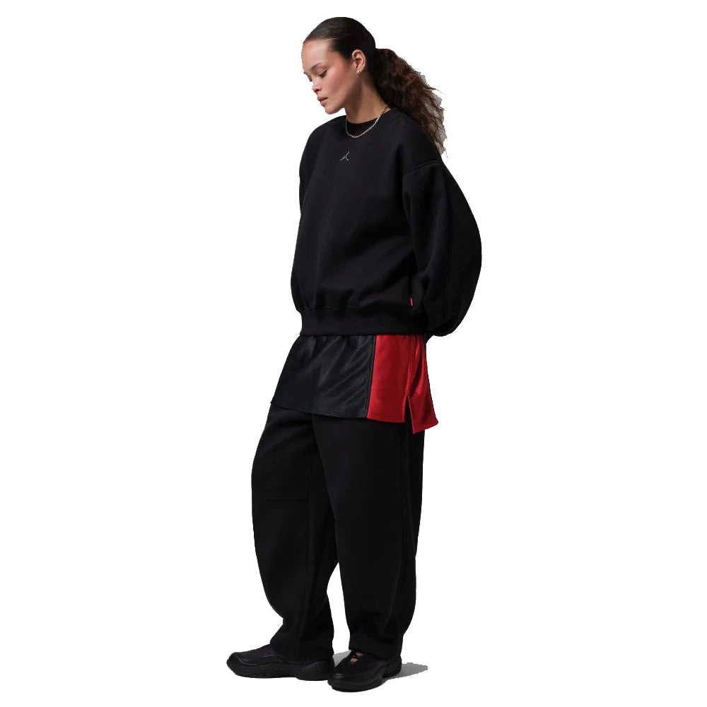 Jordan Women's Brooklyn Fleece Crew-Neck Sweatshirt Black Color