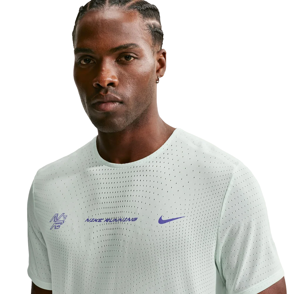 Nike AeroSwift Men's Dri-FIT ADV Short-Sleeve Running