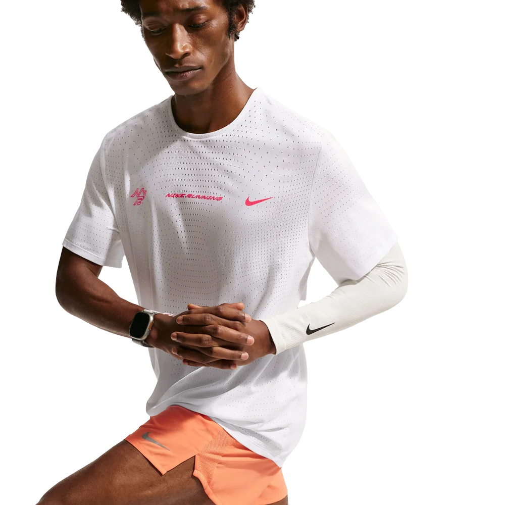 Nike AeroSwift Men's Dri-FIT ADV Short-Sleeve Running