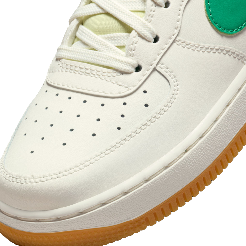 Nike Air Force 1 LV8 youth size 2024 3