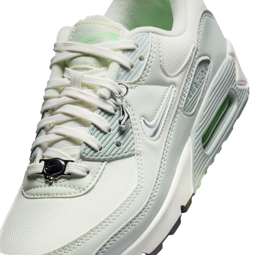 Women's outlet Nike Air Max 90 SE