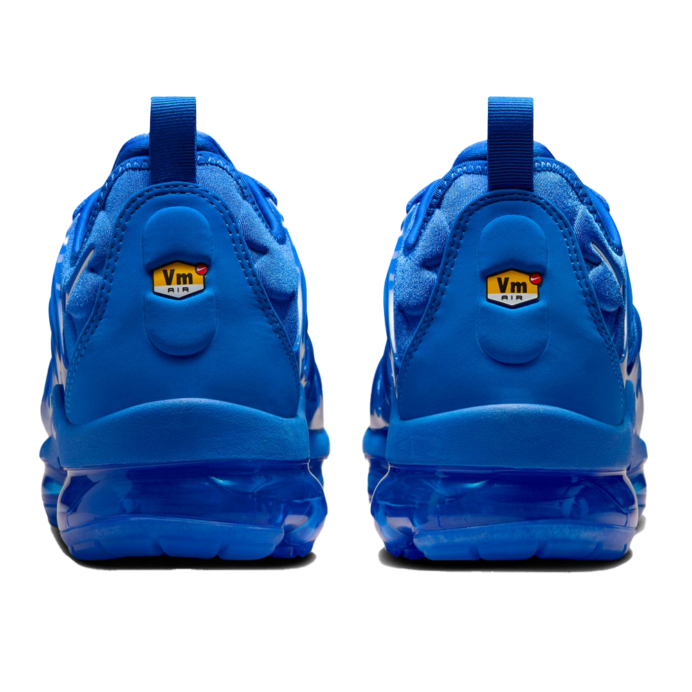 Boys nike air vapormax plus deals