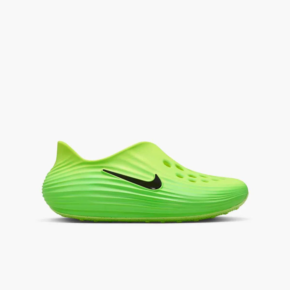 Nike Big Kids' ReactX Rejuven8 Shoes Green color