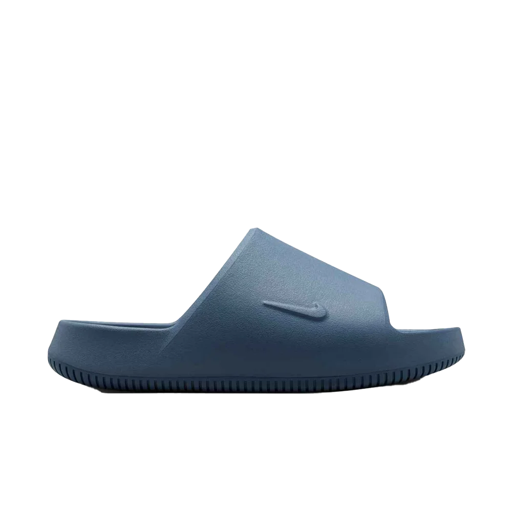 Nike Men's Calm 2.0 Slides Green color.