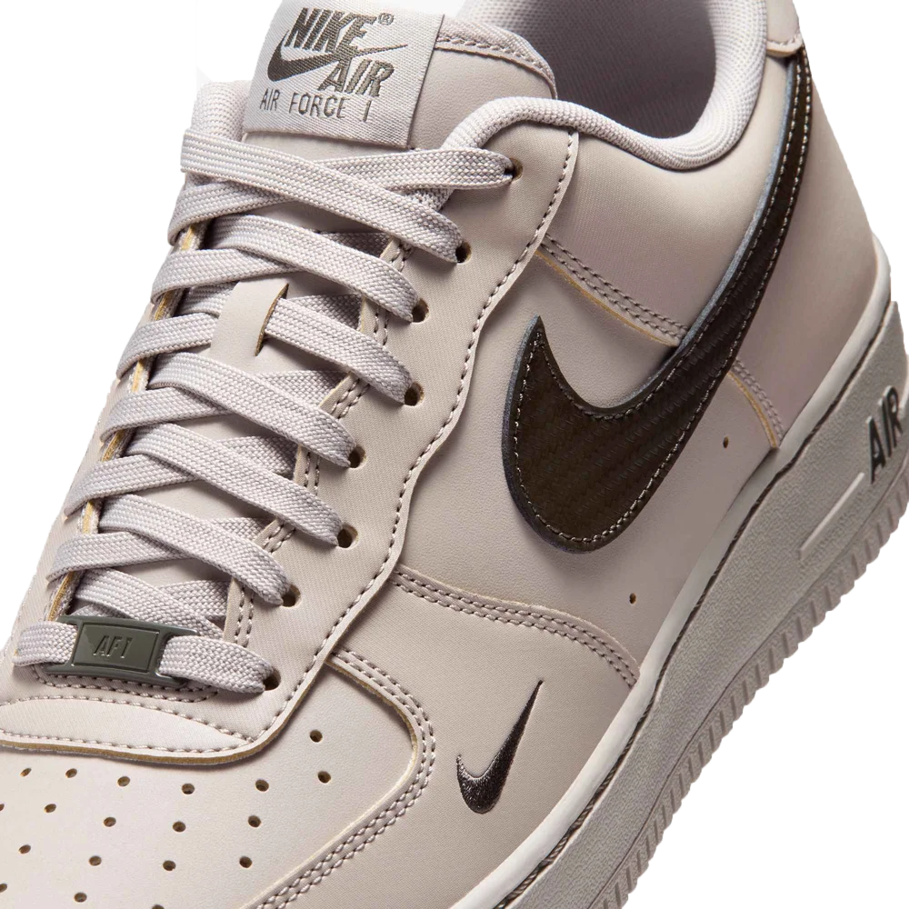 Nike Men's Air Force 1 '07 Basketball Shoes