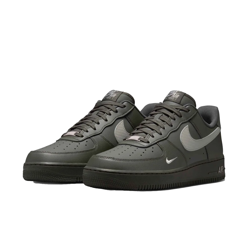 Nike Men's Air Force 1 '07 Basketball Shoes
