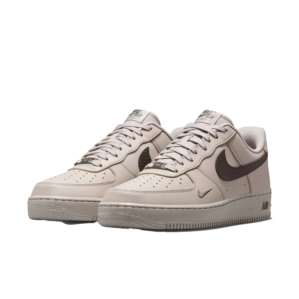 Nike Men's Air Force 1 '07 Basketball Shoes