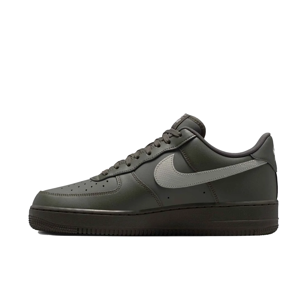 Nike Men's Air Force 1 '07 Basketball Shoes