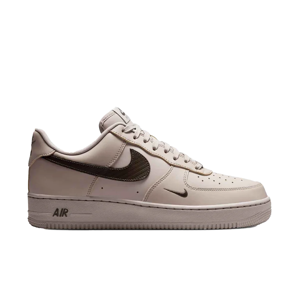 Nike Men's Air Force 1 '07 Basketball Shoes