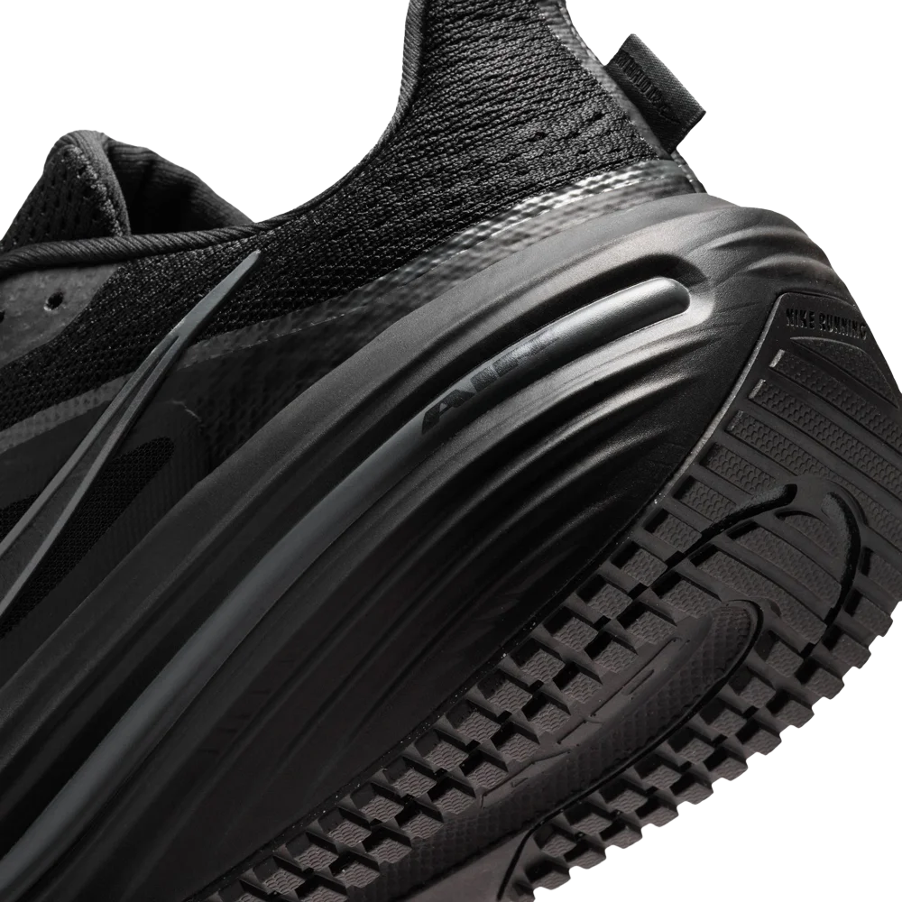 Nike Men's Winflo 12 Road Running Shoes
