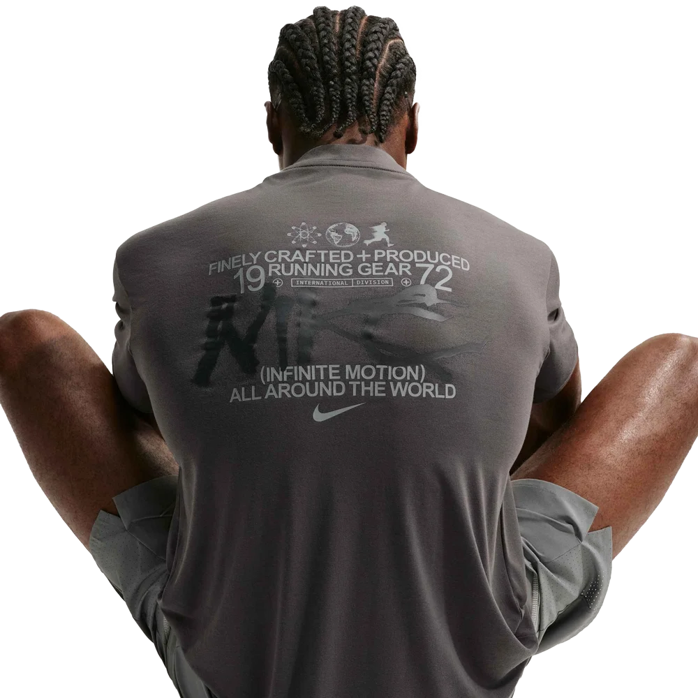 Nike Men's Dri-FIT Short-Sleeve Running Top