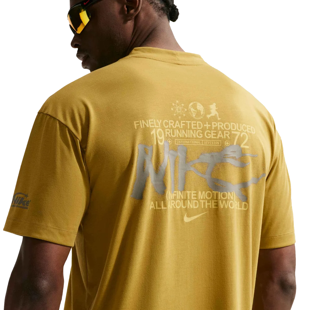 Nike Men's Dri-FIT Short-Sleeve Running Top