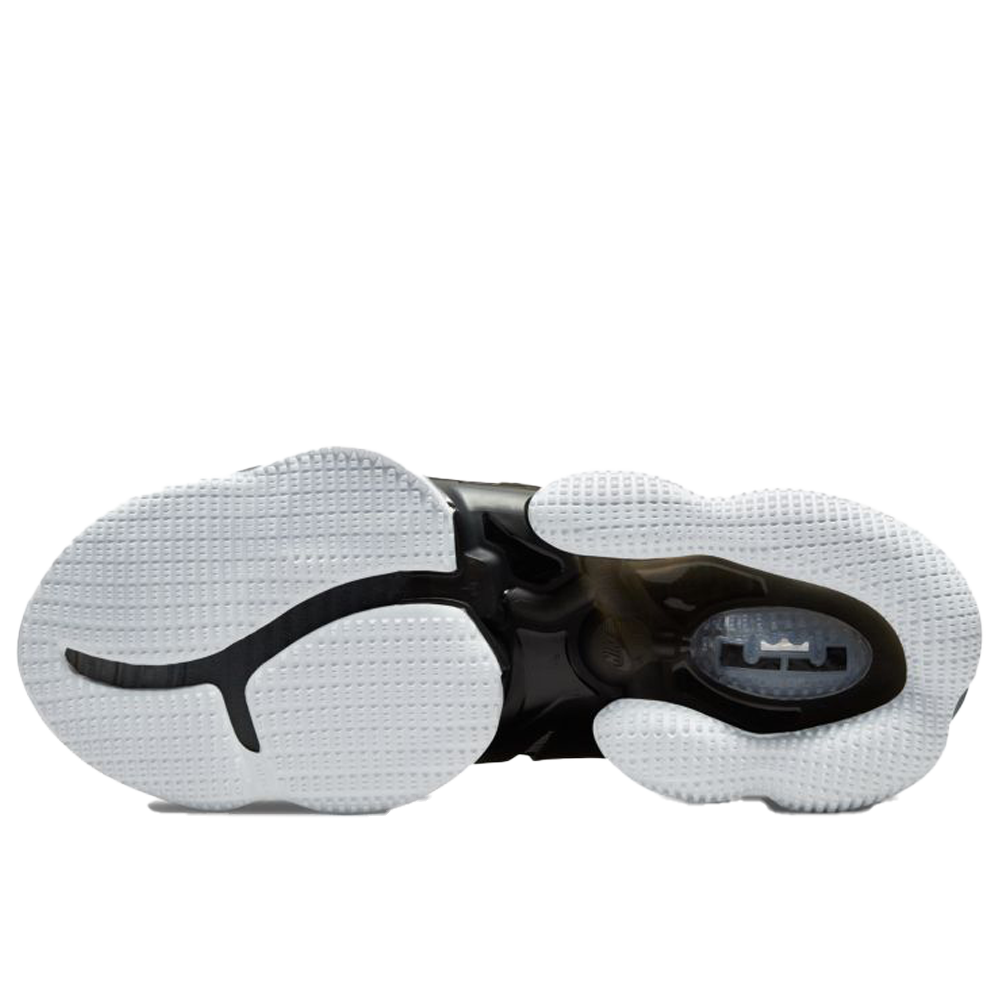 Nike Men's Lebron 19 