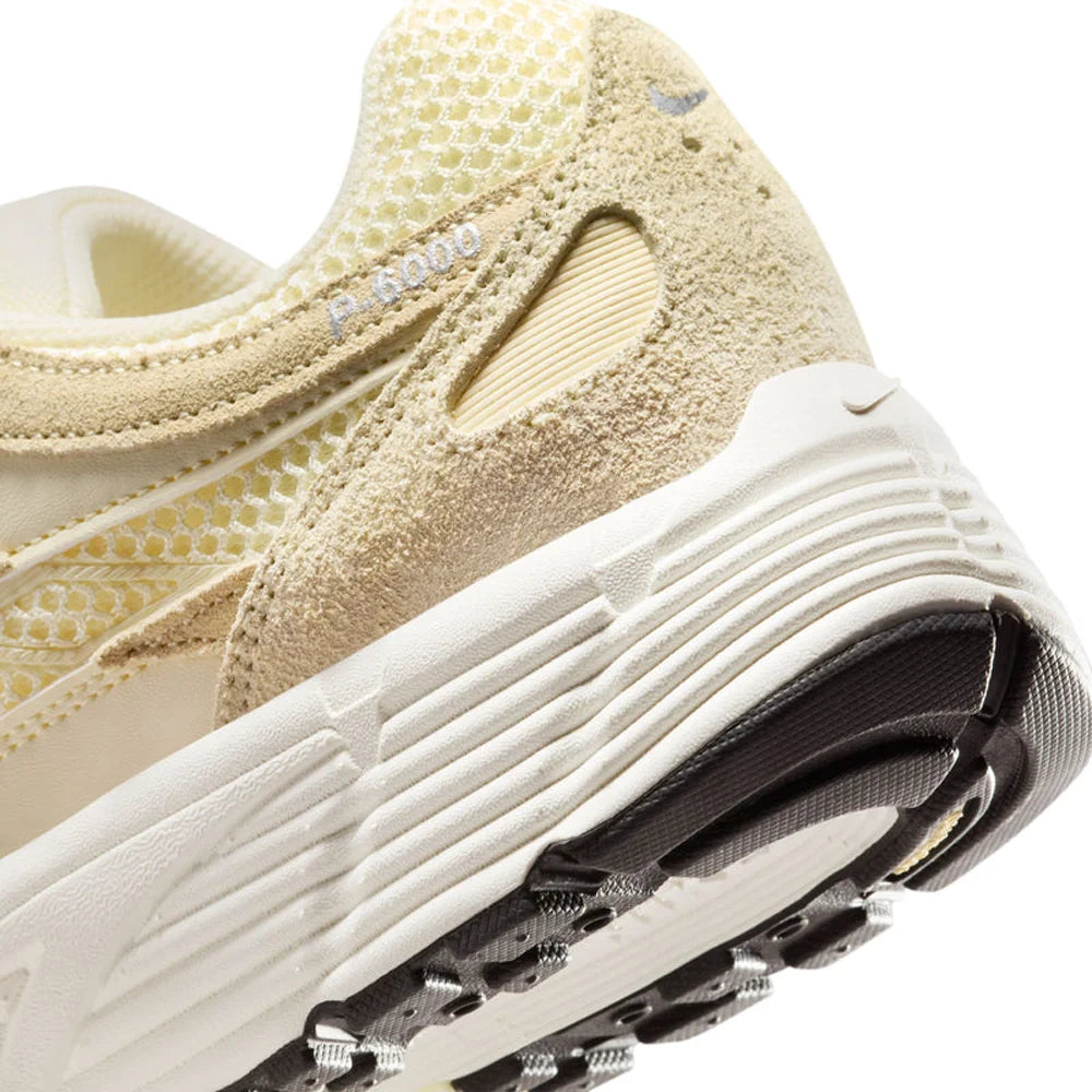 Nike Men's P-6000 SE Running Shoes