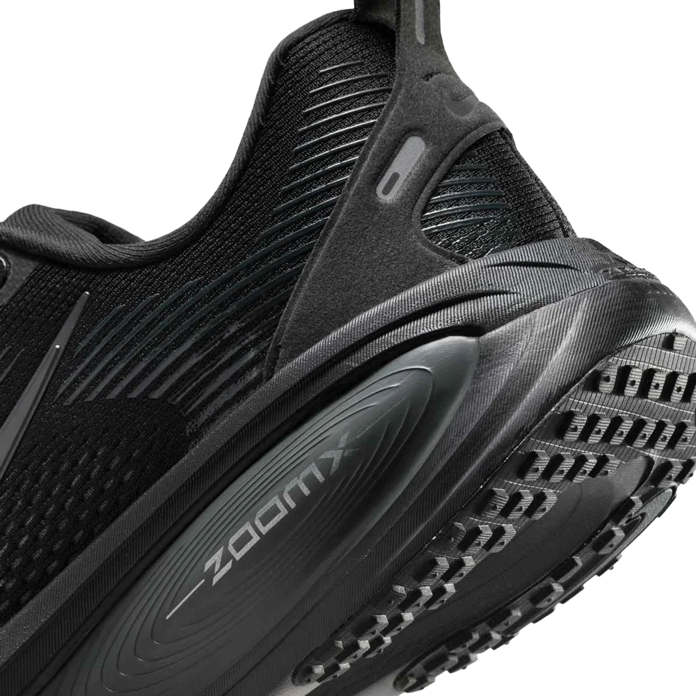 Nike Men's Vomero 18 Road Running Shoes