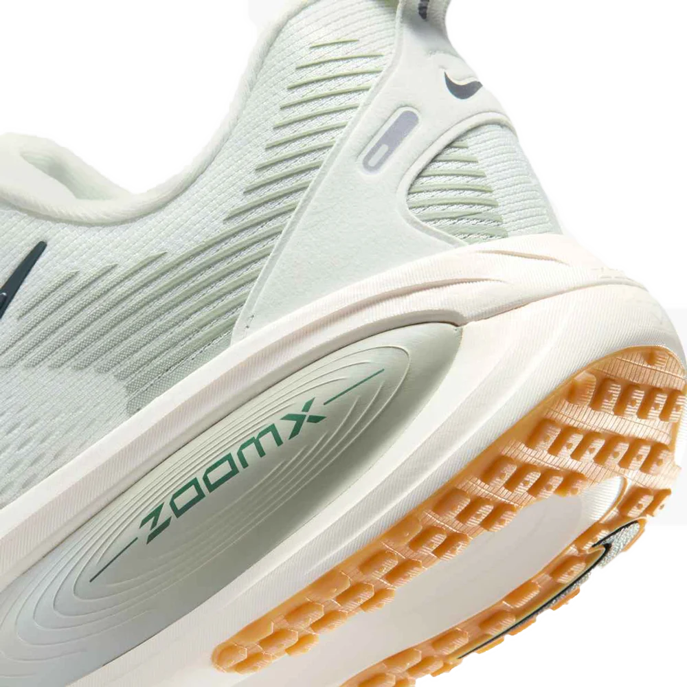Nike Men's Vomero 18 Road Running Shoes