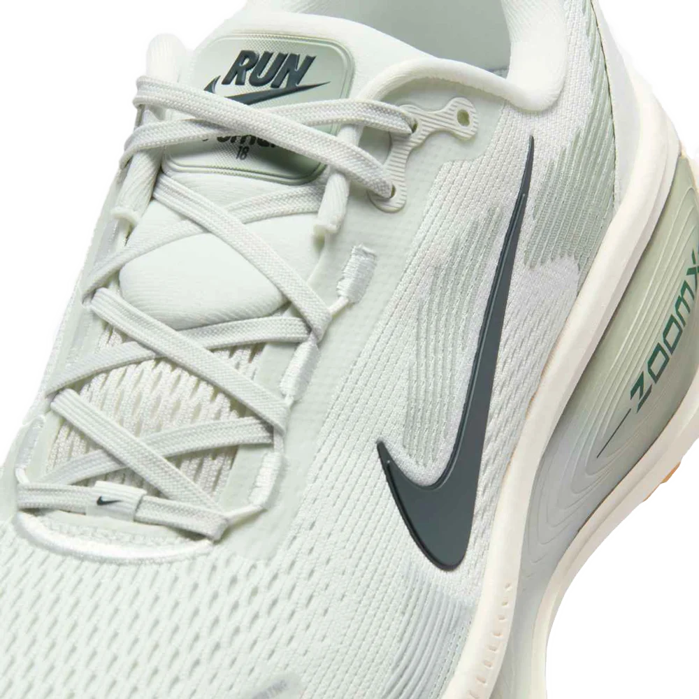 Nike Men's Vomero 18 Road Running Shoes