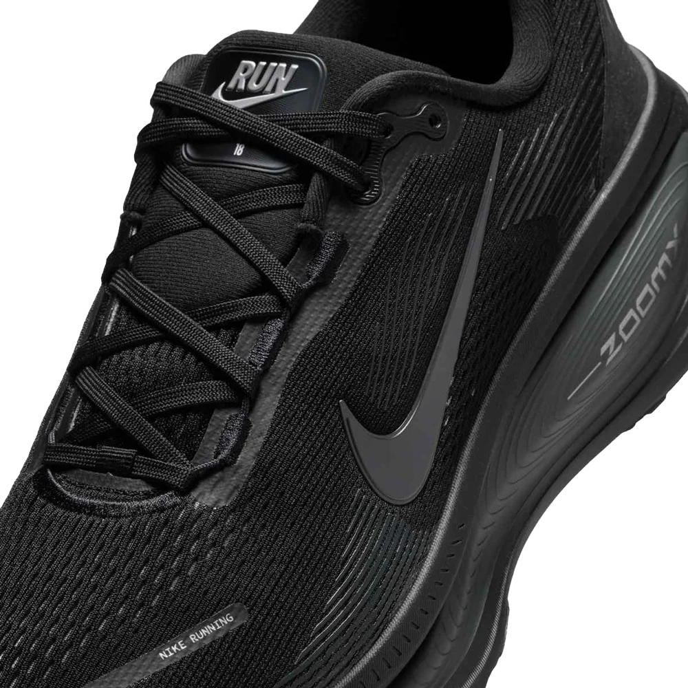 Nike Men's Vomero 18 Road Running Shoes