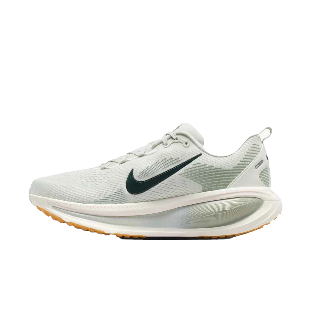Nike Men's Vomero 18 Road Running Shoes