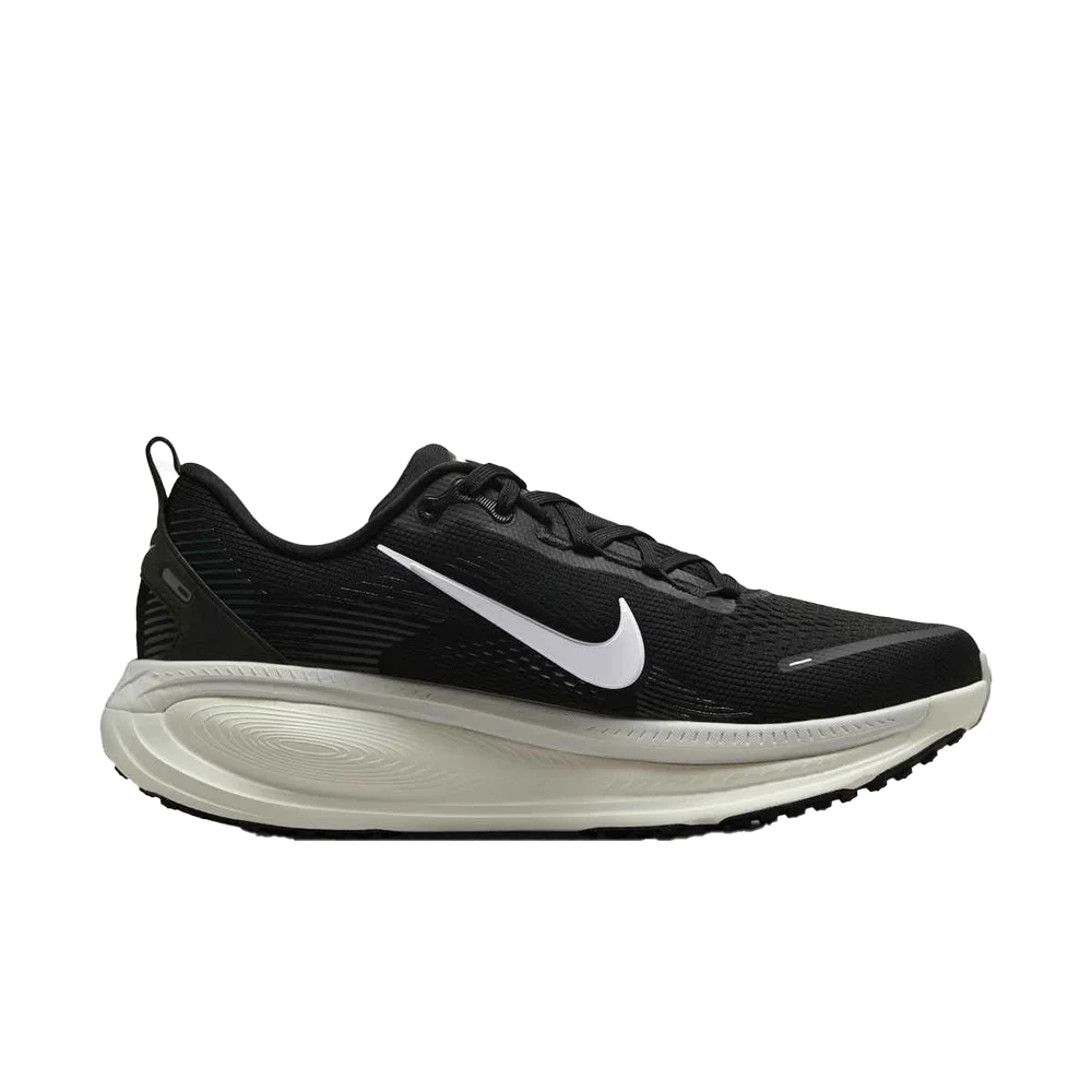 Nike Men's Vomero 18 Road Running Shoes Black color.