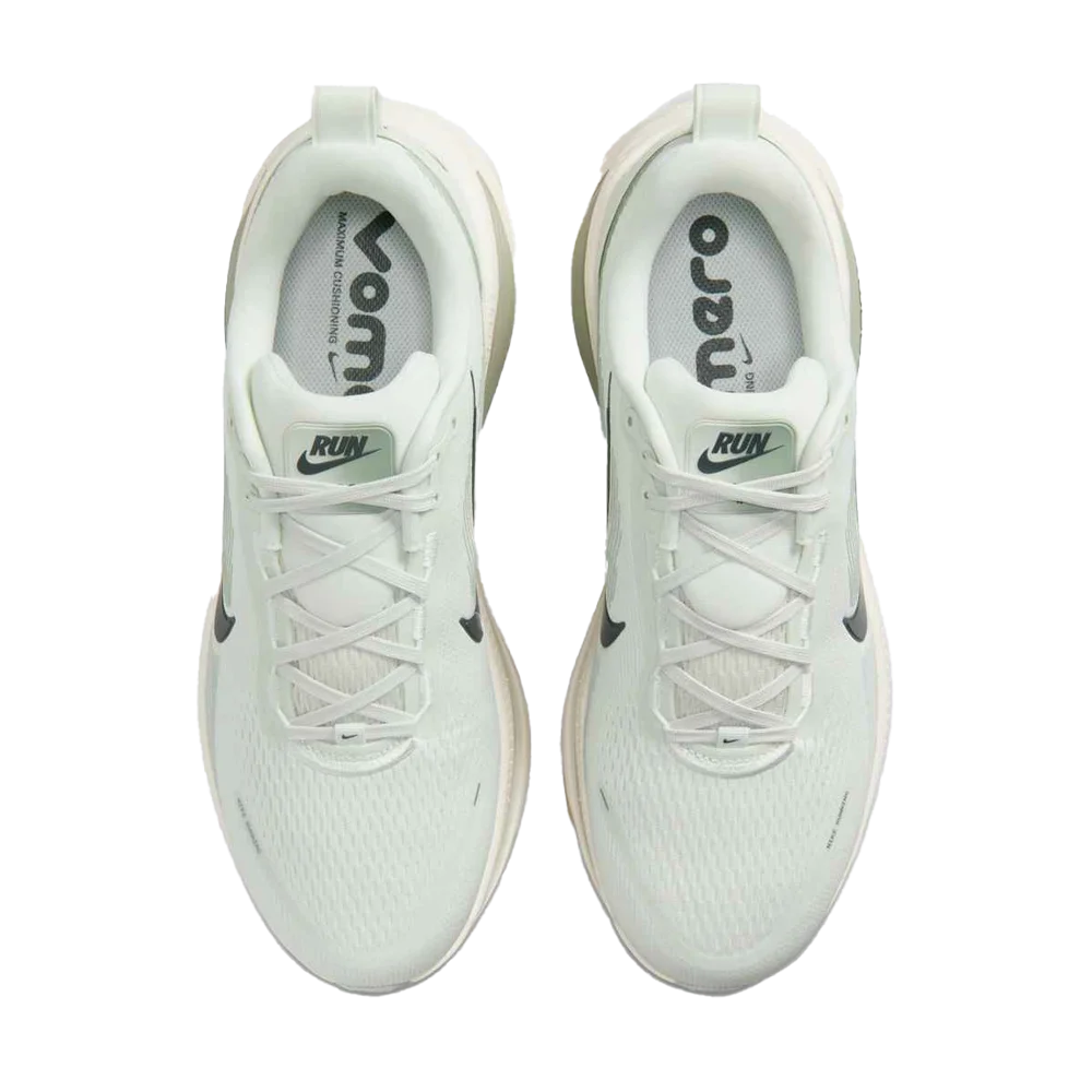 Nike Men's Vomero 18 Road Running Shoes