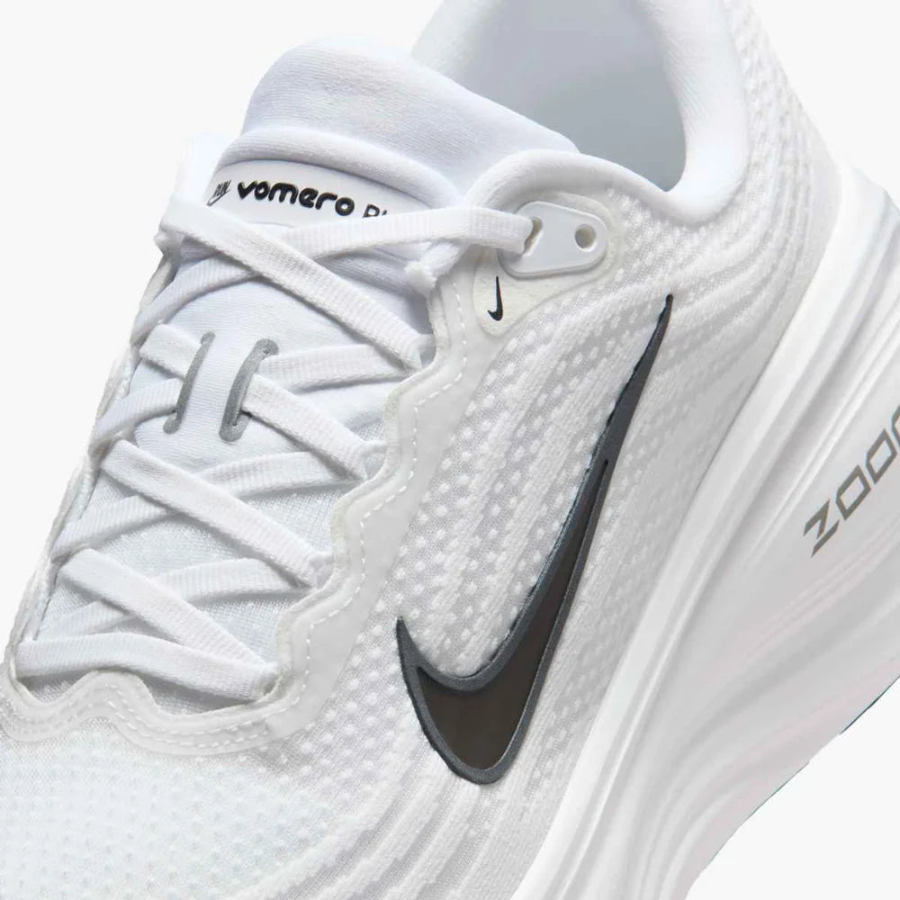 Nike Men's Vomero Plus Road Running Shoes